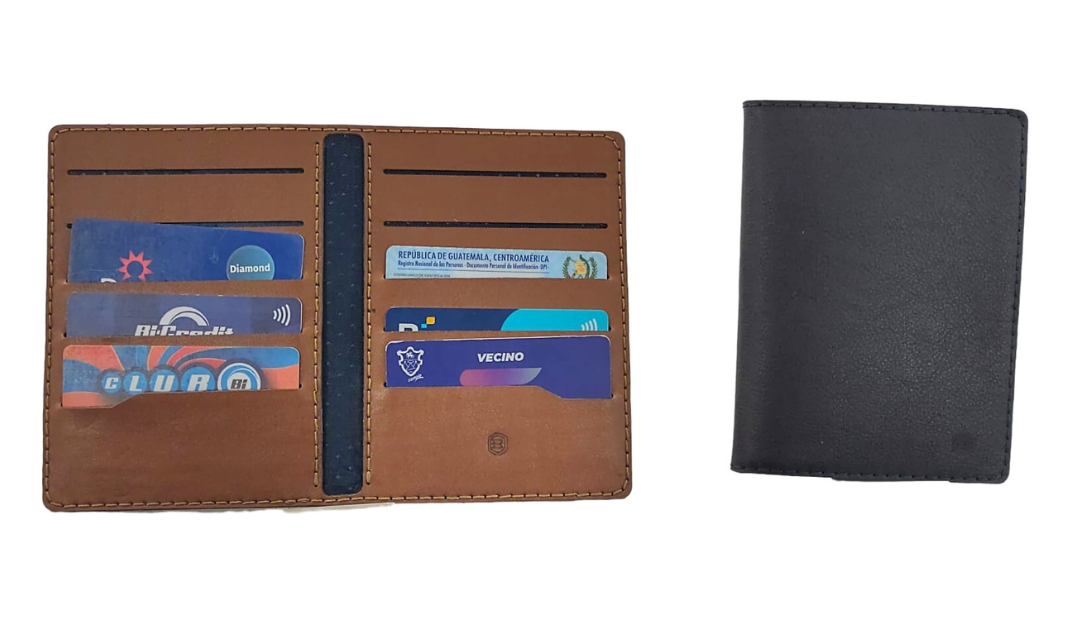 Porta pasaporte y tarjetas